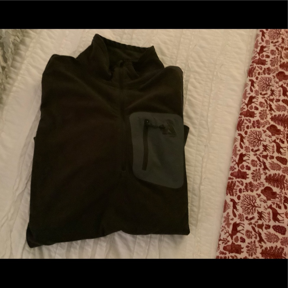 Eddie Bauer First Ascent 1/4 Zip Fleece